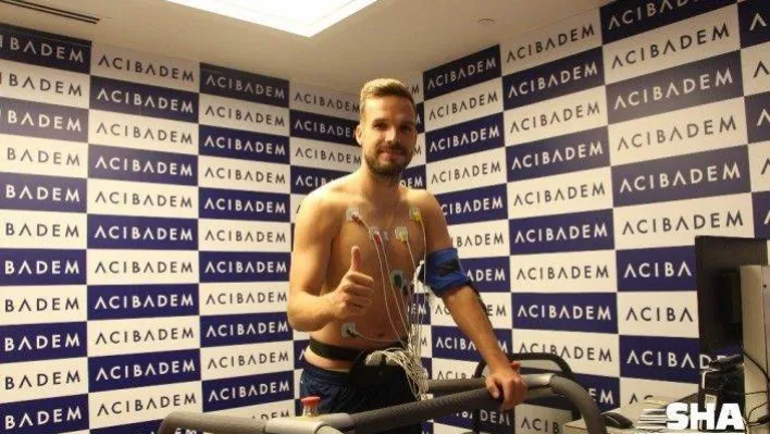 Filip Novak ve Sinan Gümüş sağlık kontrolünden geçti