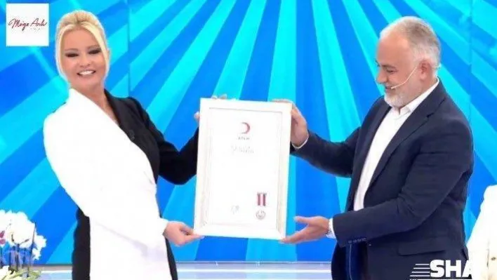 Müge Anlı'ya Kızılay'ın en prestijli ödülü: 'Platin Madalya'