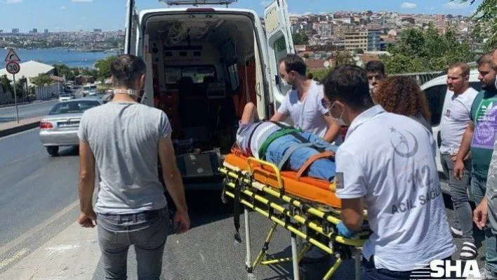 (Özel) Beyoğlu'nda otomobilin çarptığı yaşlı adam yaralandı