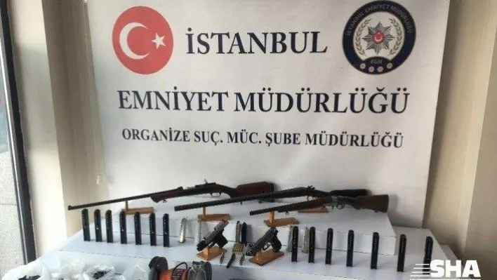 Silah kaçakçılığı baskınında ortaya çıkan manzara polisi bile şaşırttı