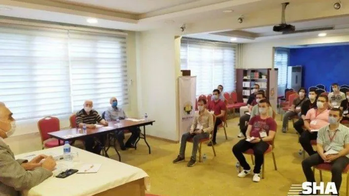 Teoriden pratiğe geçişte İhlas Vakfı gençlerin yanında olacak