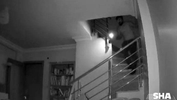 Üsküdar'da bir eve giren hırsız eli boş döndü