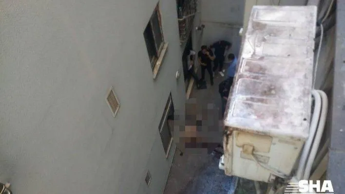 Beyoğlu'nda şok ölüm kamerada