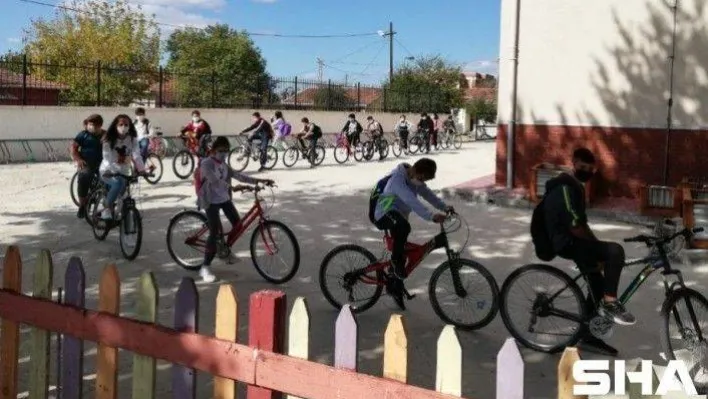 Büyük Çavuşlulu öğrenciler pedal çevirdi