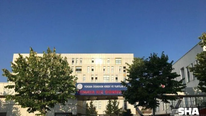 Enes Batur'un KYK'daki karantina süreci devam ediyor