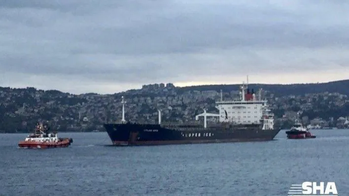 İstanbul boğazında arıza yapan tanker sürüklendi