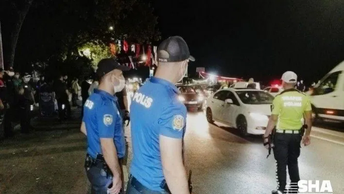 İstanbul İl Emniyet Müdürü Aktaş Üsküdar sahilde asayiş uygulamasına katıldı