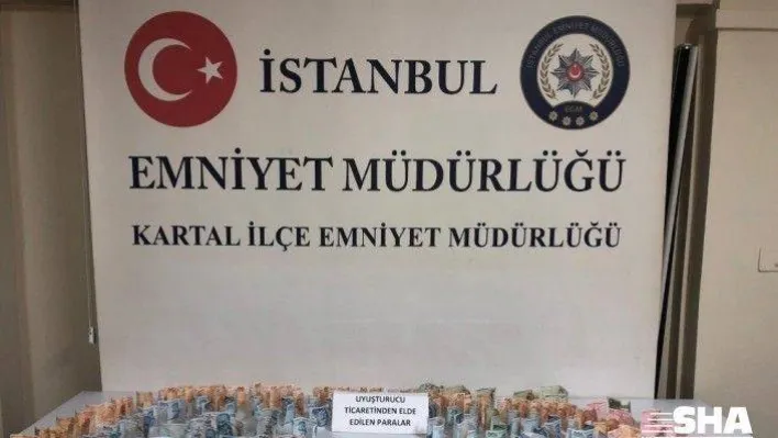 İstanbul'un 4 ilçesinde sokak satıcılarına yönelik operasyon