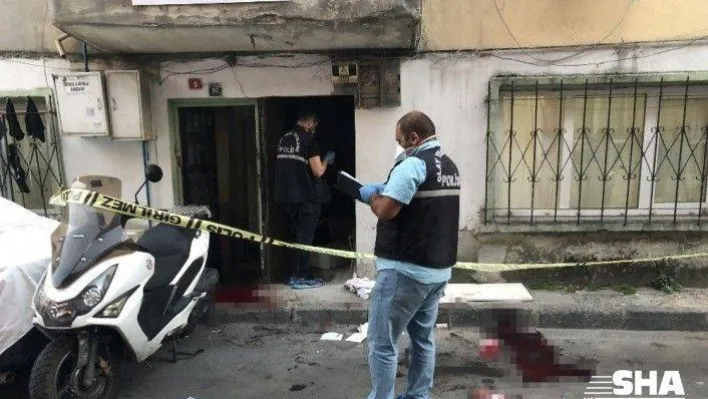 Kağıthane'de korkunç olay: Ev arkadaşının boğazını kesti