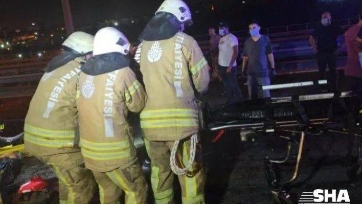 TEM otoyolda makas atarak ilerleyen bir otomobil başka bir aracın devrilmesine neden oldu: 3 yaralı