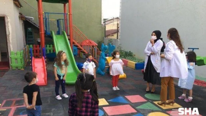 Uzun aradan sonra anaokulu ve ilkokullarda ilk ders zili çaldı