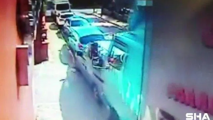 Freni boşalan kamyon ortalığı savaş alanına çevirdi