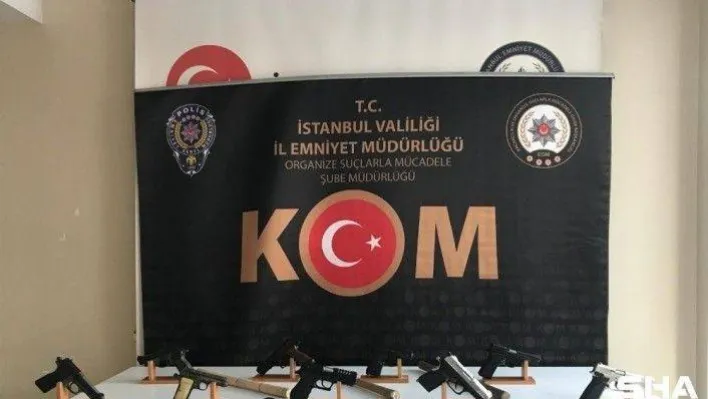 'Korsan durak' çetesi operasyonunda ele geçirenler dikkat çekti