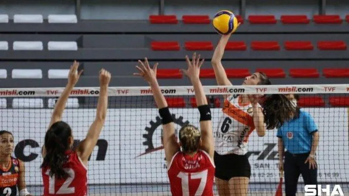 Sultanlar Ligi: Çan Gençlik Kalespor: 0 - Eczacıbaşı VitrA: 3