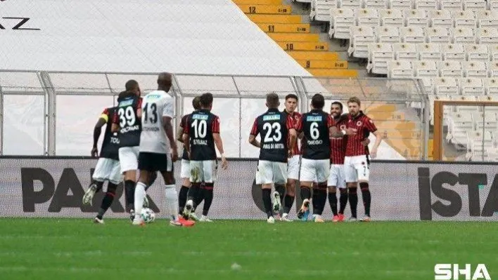 Süper Lig: Beşiktaş: 0 - Gençlerbirliği: 1 (Maç devam ediyor)