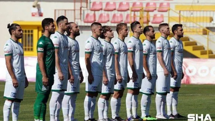 TFF 1. Lig: Tuzlaspor: 1 - Bursaspor: 3 (İlk yarı)