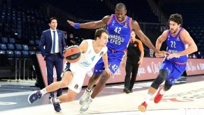 THY Euroleague'e Fener iyi, Efes kötü başladı