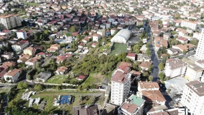 İstanbul Ümraniye'de Elmalıkent'in bir kısmı riskli alan ilan edildi