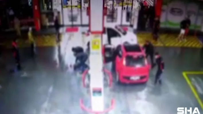 İstanbul'da dolandırıcıların yakalandığı nefes kesen anlar kamerada