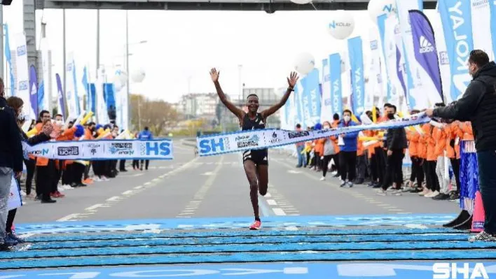 N Kolay 42. İstanbul Maratonu'nun ödül töreni gerçekleştirildi