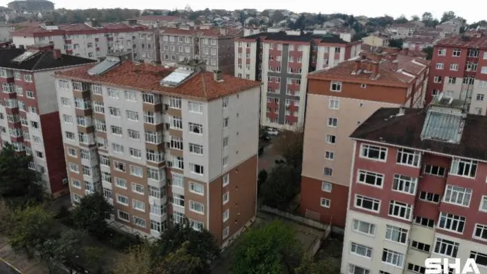 (Özel) Beylikdüzü'nde yaklaşık 2 bin insanın yaşadığı sitelerde büyük tehlike