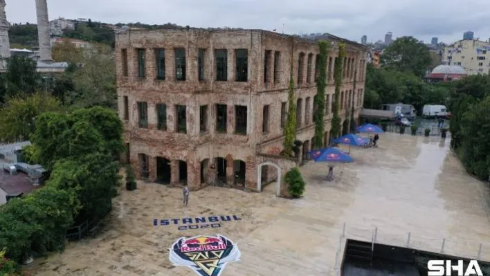 Red Bull Solo Q'da şampiyon Berkay 'Kazing' Özyurt oldu