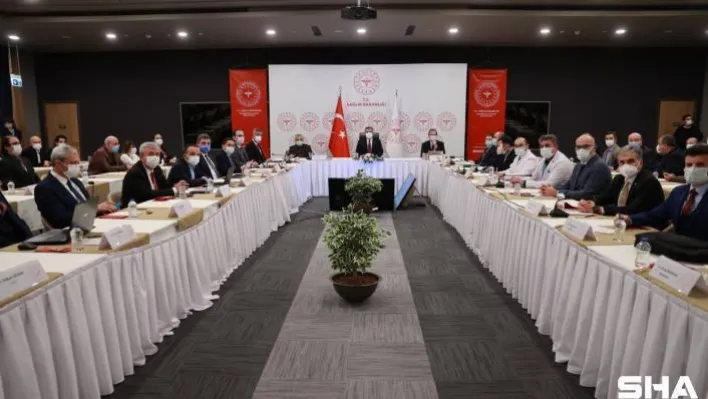 Sağlık Bakanı Koca'dan İstanbul uyarısı: Risk devam ediyor