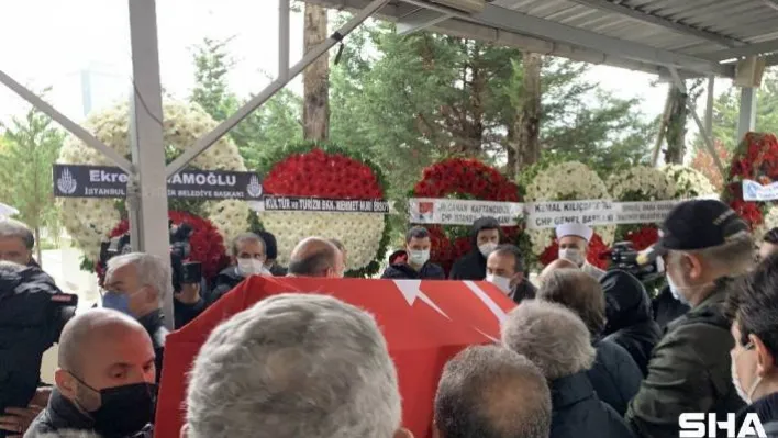 Türk müziğinin duayen ismi Timur Selçuk, son yolculuğuna uğurlandı