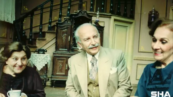 Usta oyuncu Devrim Parscan, 83 yaşında vefat etti