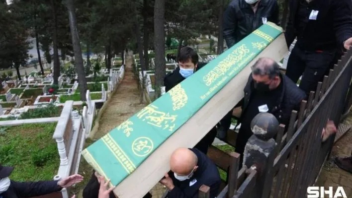 Başhekim Dr. Lütfi Çetinkaya dualar eşliğinde toprağa verildi