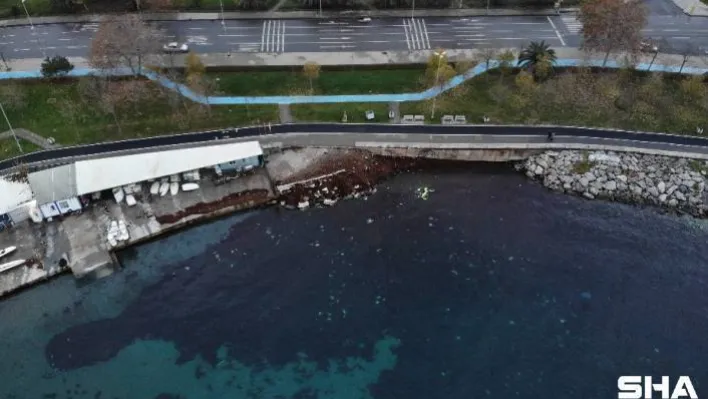 Caddebostan'da ilginç görüntü: Sahil kızıla boyandı