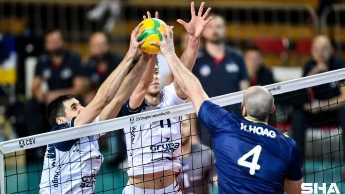 Fenerbahçe, Kedzierzyn-Kozle'ye 3-0 mağlup oldu