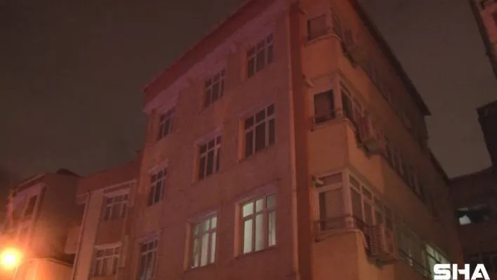 Küçükçekmece'de 14 yaşındaki kız çocuğu evinde ölü bulundu