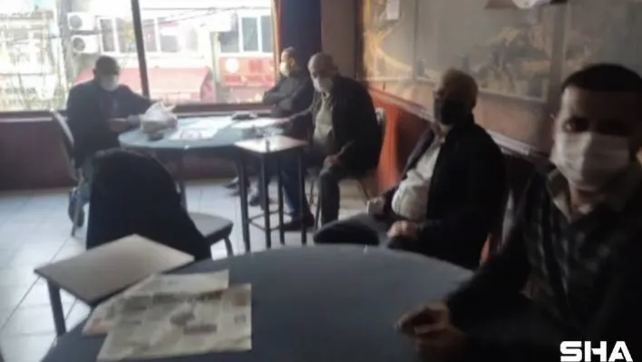 (Özel) İstanbul'da kıraathanelere şok baskın: 59 kişiye 187 bin 620 lira para ceza