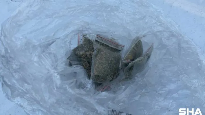 (Özel) İstanbul'da suçüstü yakalanan torbacılar tutuklandı