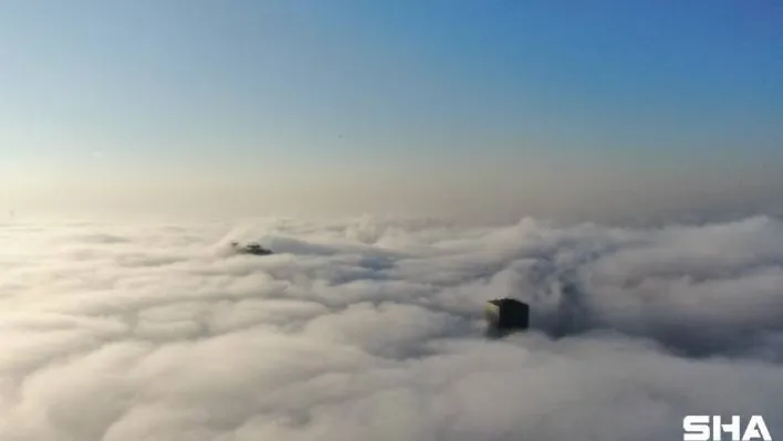 (ÖZEL) Sise bürünen gökdelenlerin kartpostallık görüntüler oluşturdu