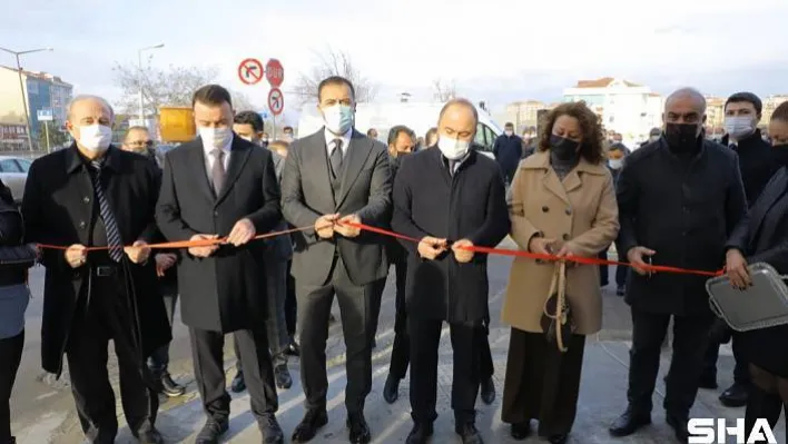 Silivri'nin İlk Asansörlü Üst Geçidi Hizmete Açıldı