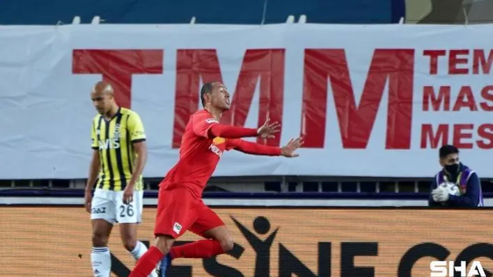 Süper Lig: Fenerbahçe: 0 - Yeni Malatyaspor: 2 (İlk yarı)