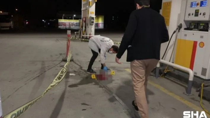 Ehliyetsiz sürücü benzin istasyonunda faciaya yol açıyordu