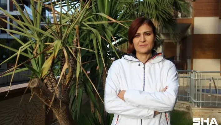 (Özel) Milli Atlet Süreyya Ayhan Kop'a &quottapu&quot şoku