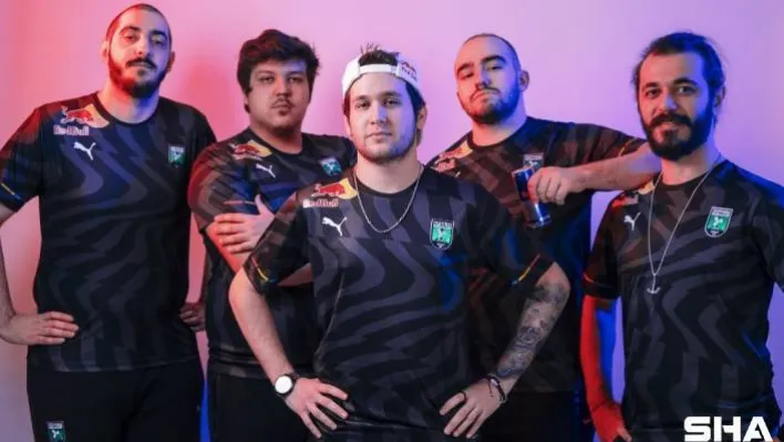 Red Bull, Futbolist takımı ile işbirliği yaptı