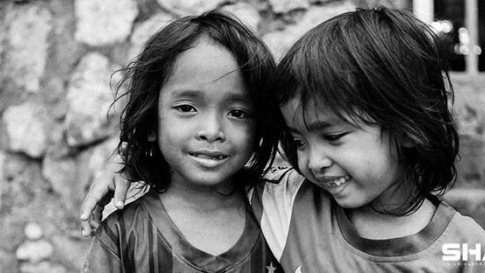 Afrikalı futbol efsanelerinden 'Yüzleri Olmayan Çocuklar' için bağış kampanyası