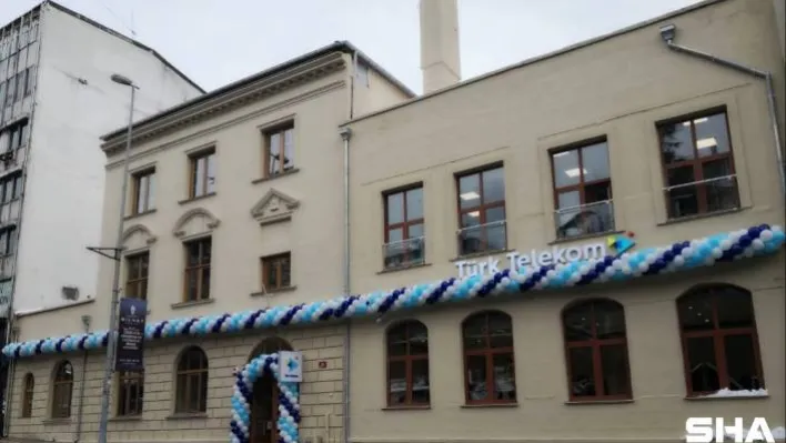 Türk Telekom'un tarihi binadaki müşteri merkezi yenilendi