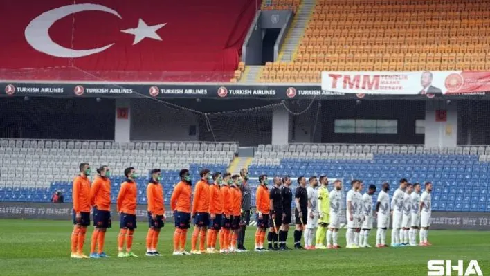 Aykut Kocaman'dan iki değişiklik