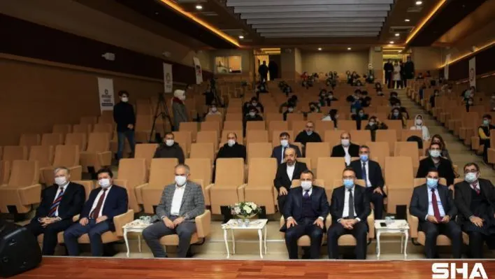 Çekmeköy'de gençler için insan hakları eğitimleri başladı