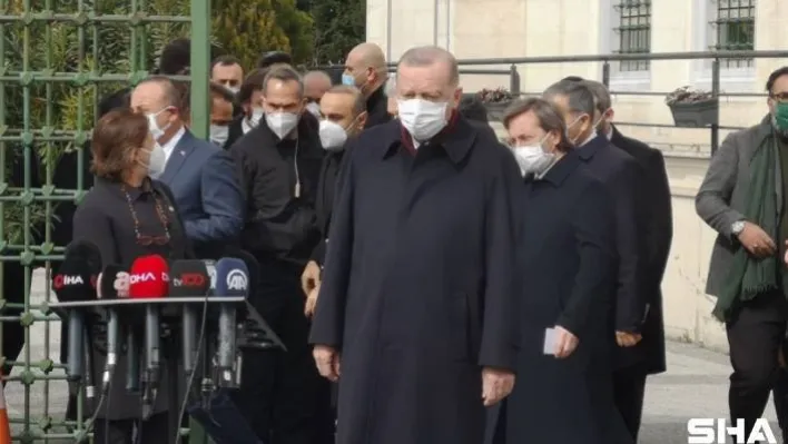 Cumhurbaşkanı Erdoğan: &quotMutasyonun inişli çıkış görüntüleri bizleri de karar almada zorluyor"