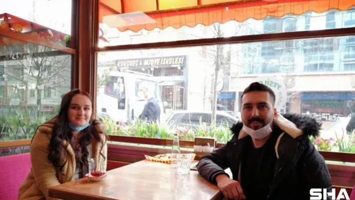 Genç çift Covid denetimindeki başkandan nikahlarını kıyma sözü aldı