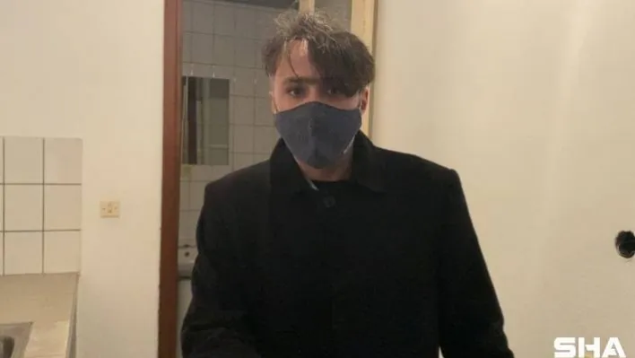 (Özel) İstanbul'da binaya 'örümcek adam' gibi tırmanan hırsız vatandaşı hayrete düşürdü