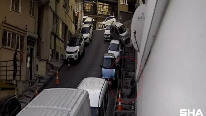 (Özel) İstanbul'un göbeğinde korku dolu anlar: İşçiler ölümden saniyelerle kurtuldu