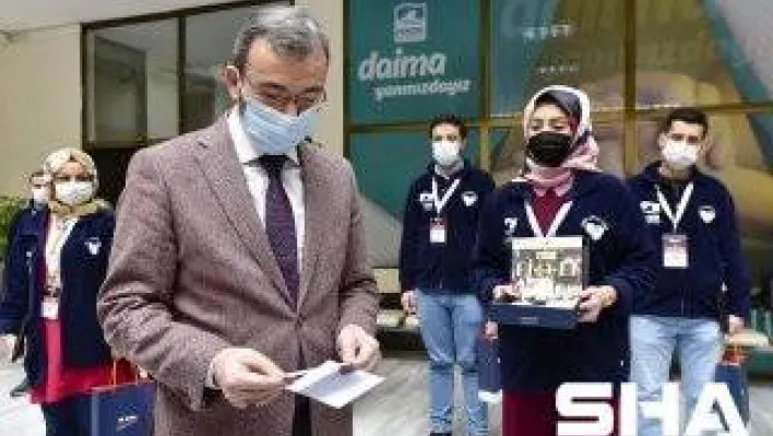 Pendik'te her eve hijyen seti dağıtımı başladı